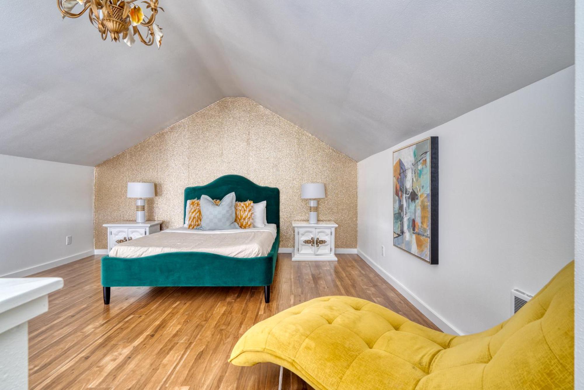 Apartment Collection - Lively 2br Old Hollywood - 92 Walkscore Portland