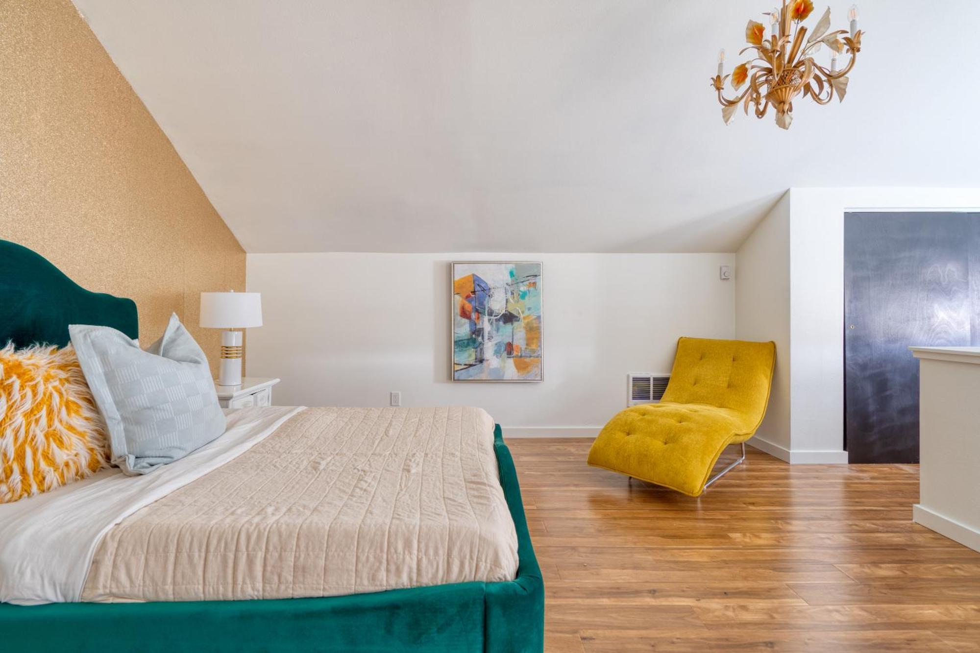 Apartment Collection - Lively 2br Old Hollywood - 92 Walkscore Portland