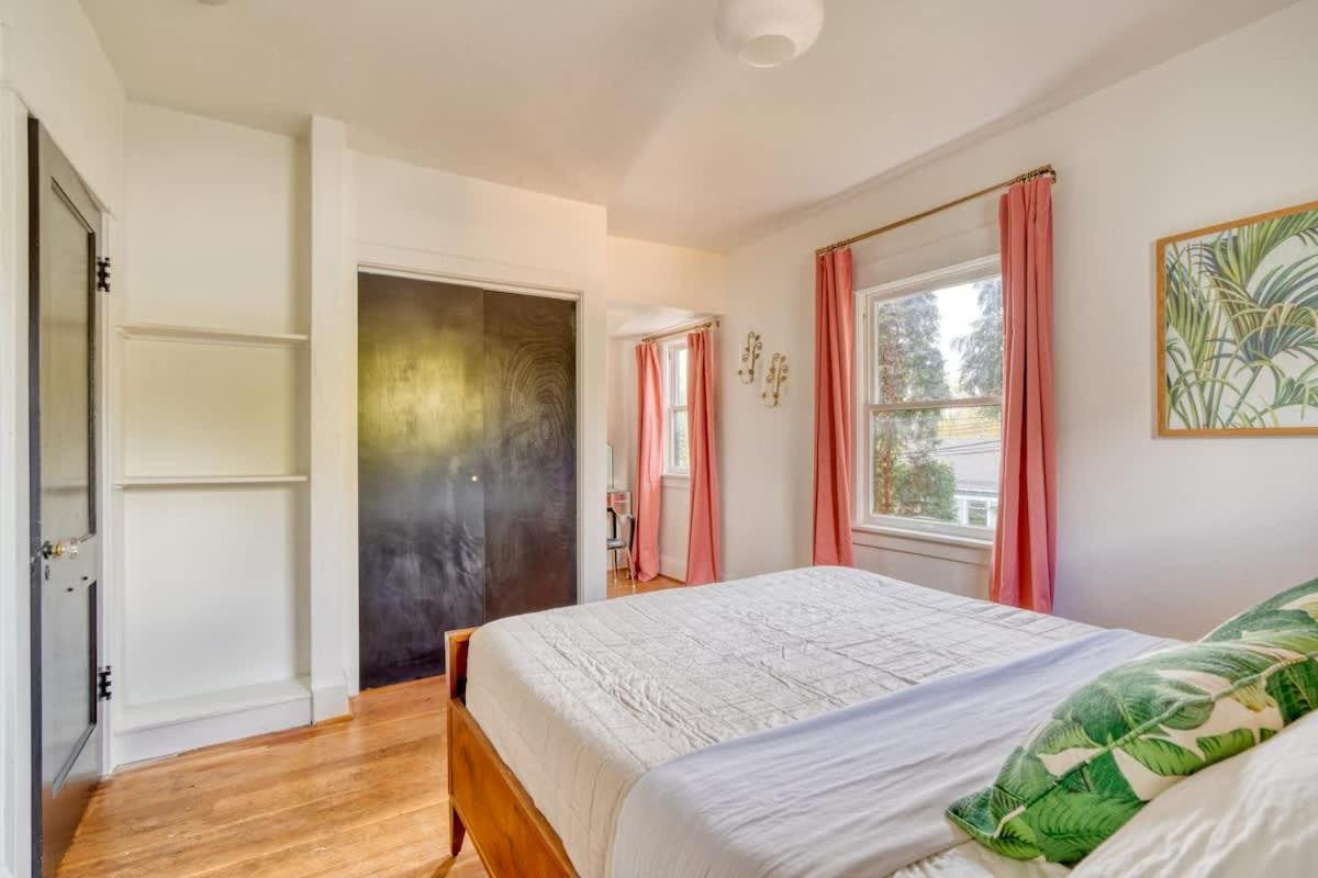 Apartment Collection - Lively 2br Old Hollywood - 92 Walkscore Portland